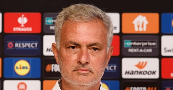 HLV Mourinho lên tiếng sau các lùm xùm ở giải VĐQG Thổ Nhĩ Kỳ