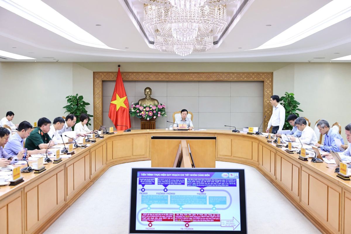 Meeting to hear report on investment policy for Saigon Gateway International Transit Port project. Photo: Nguyen Hoang
