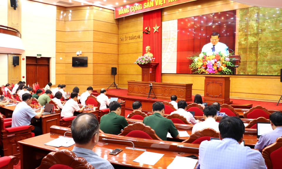 ประชุมระดับชาติเพื่อประเมินผลการปฏิบัติตามข้อสรุปที่ 01 ของโปลิตบูโร