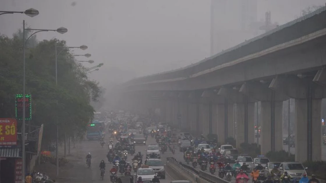 Hanoï : la pollution de l'air atteint des niveaux élevés