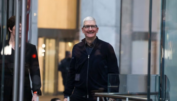 Apple thắng vụ kiện trả lương quá cao cho CEO Tim Cook