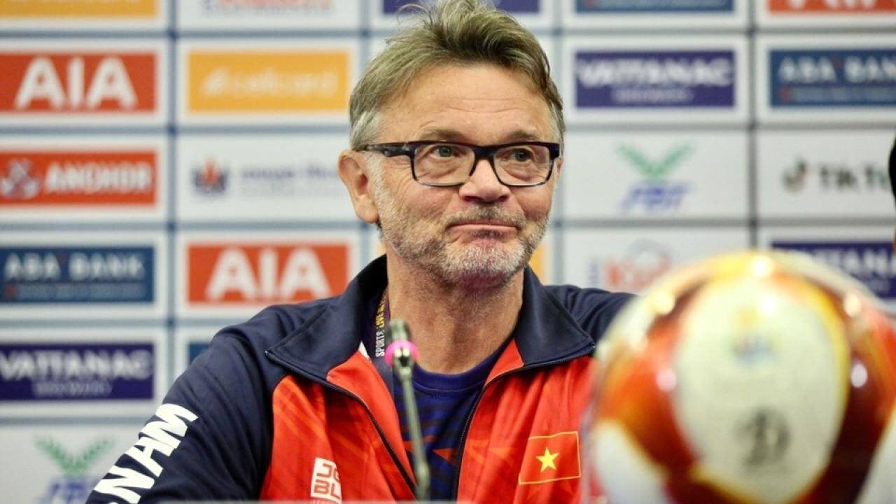 Incapaz de defender la medalla de oro de los SEA Games, el entrenador Troussier aún declara firmemente esto