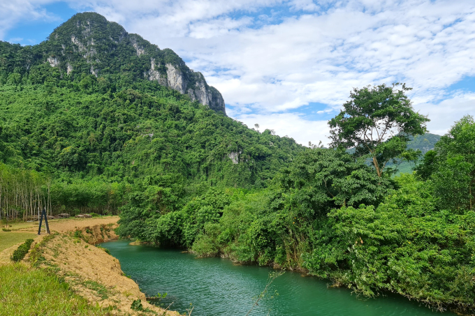 Quảng Bình có diện tích che phủ rừng lên tới 68%. Ảnh: Kim Dung&Hằng Minh