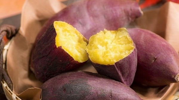 Snacks aus Erdnüssen, Zuckermais und Süßkartoffeln sind ideal zum Abnehmen und zum Bleiben in Form.