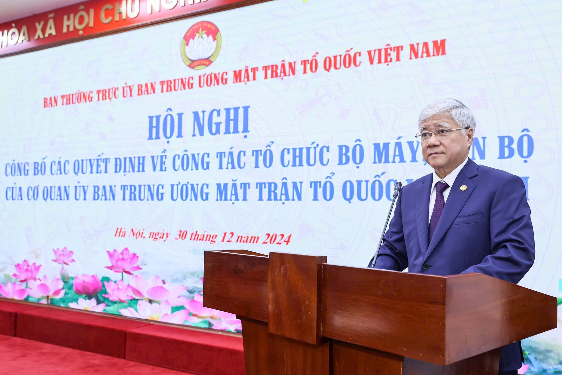 Ủy viên Bộ Chính trị, Bí thư Trung ương Đảng, Bí thư Đảng đoàn, Chủ tịch UBTƯ MTTQ Việt Nam Đỗ Văn Chiến phát biểu tại Hội nghị. 