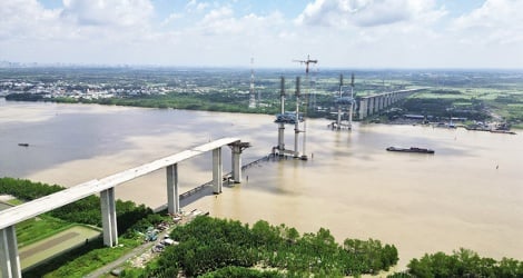 The progress of the entire Ben Luc expressway has been extended again.