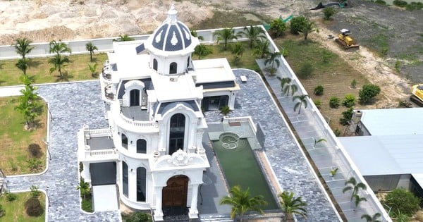 Panorama of the thousands of square meter illegally built villa in Binh Thuan before demolition