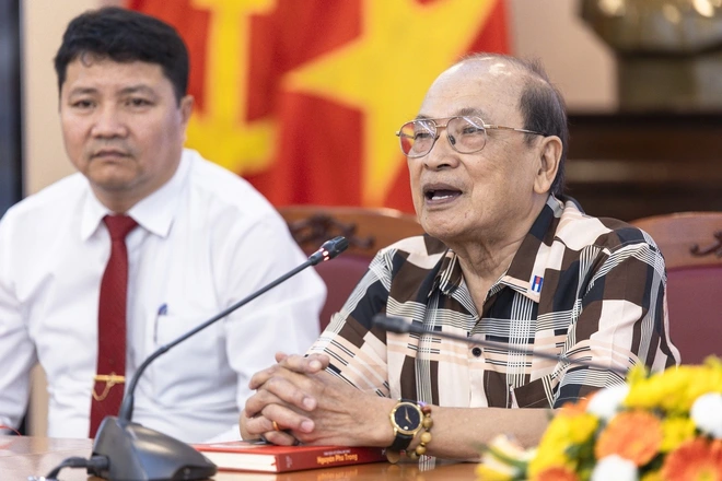 'Truyện về Tổng Bí thư Nguyễn Phú Trọng' dưới lăng kính nhà văn Hàn Quốc