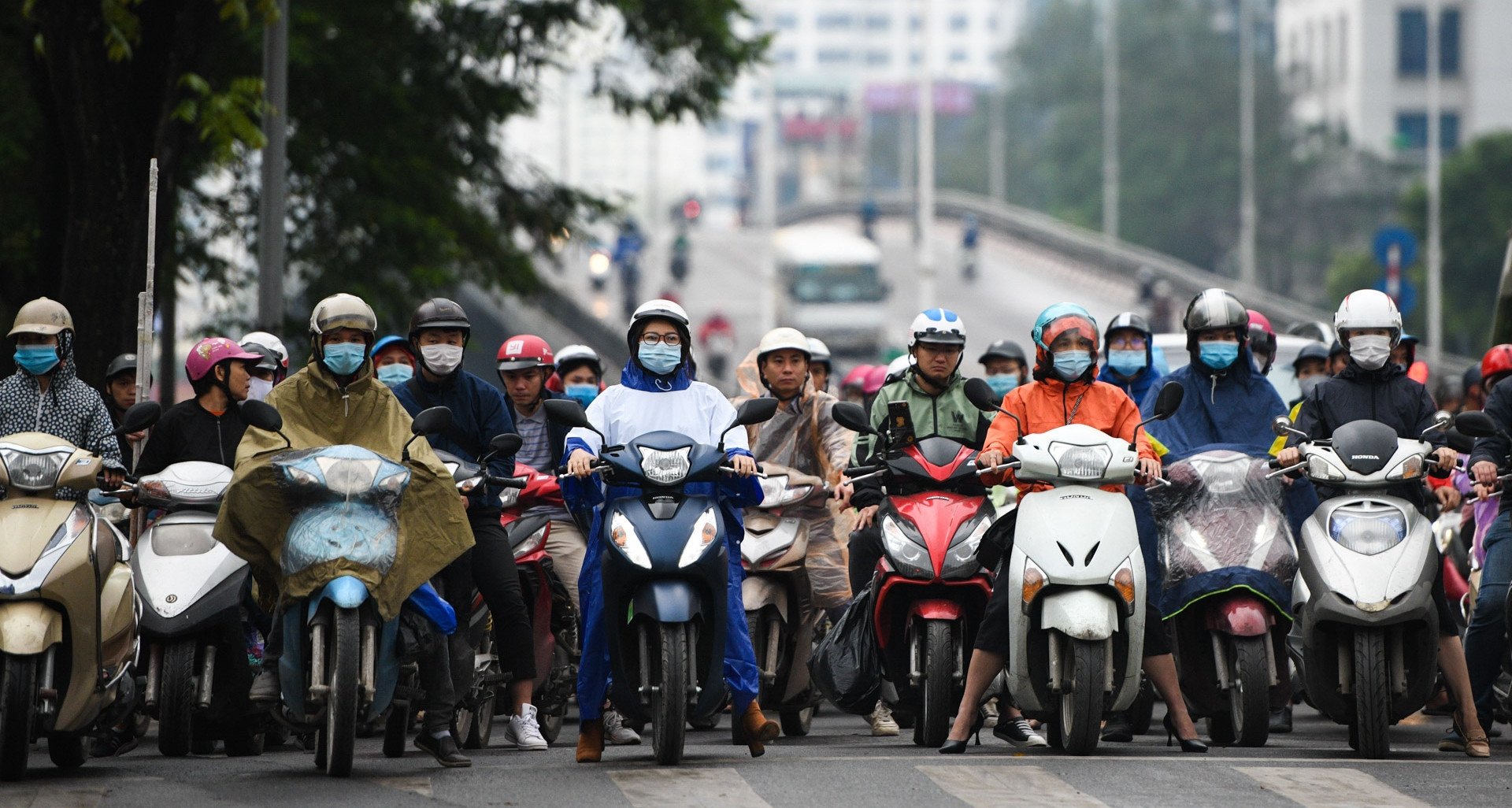 Hanoi weather for the next 3 days: Back to work on the 6th day of Tet, slight chance of rain