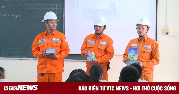 EVNHANOI tuyên truyền cho học sinh về sử dụng điện an toàn, tiết kiệm