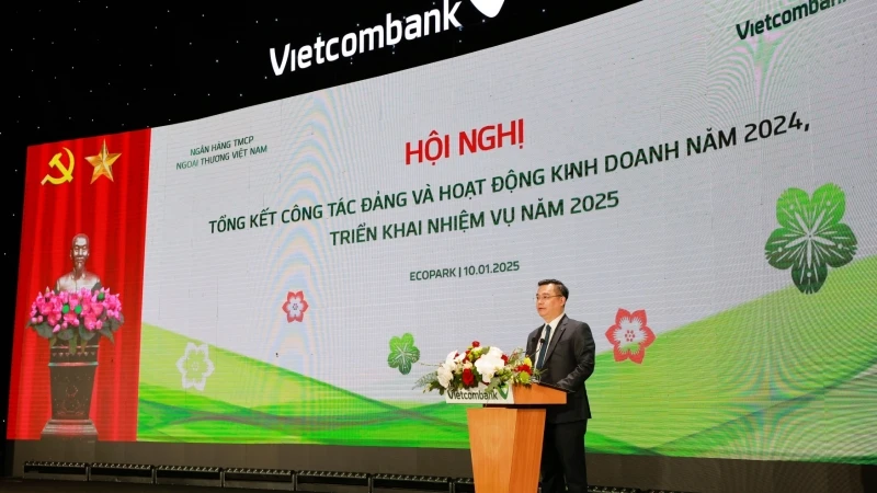 Vietcombank เป็นผู้นำอย่างมั่นคง ทะลุเป้าด้วยเครื่องหมายสีเขียว