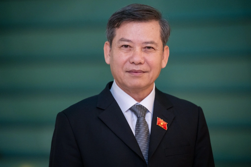 Portrait of new Chief Justice of the Supreme People's Court Le Minh Tri