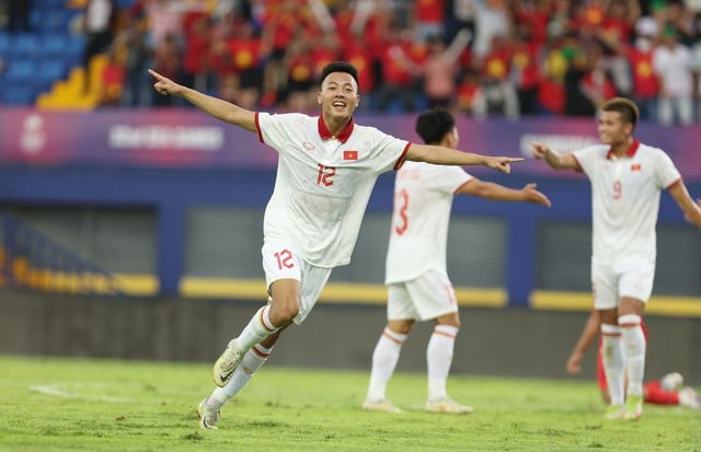 [Trực tiếp] SEA Games 32, ngày 16-5: Thái Sơn cùng U.22 Việt Nam giành HCĐ bóng đá nam