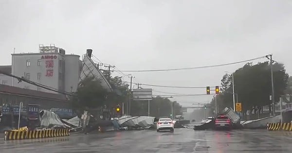 Le moment terrifiant où le super typhon Bebinca touche terre à Shanghai