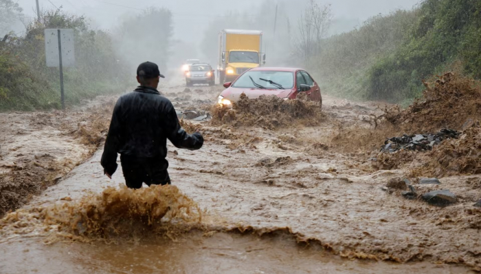 Helene causes severe flooding in the US, at least 33 people have died