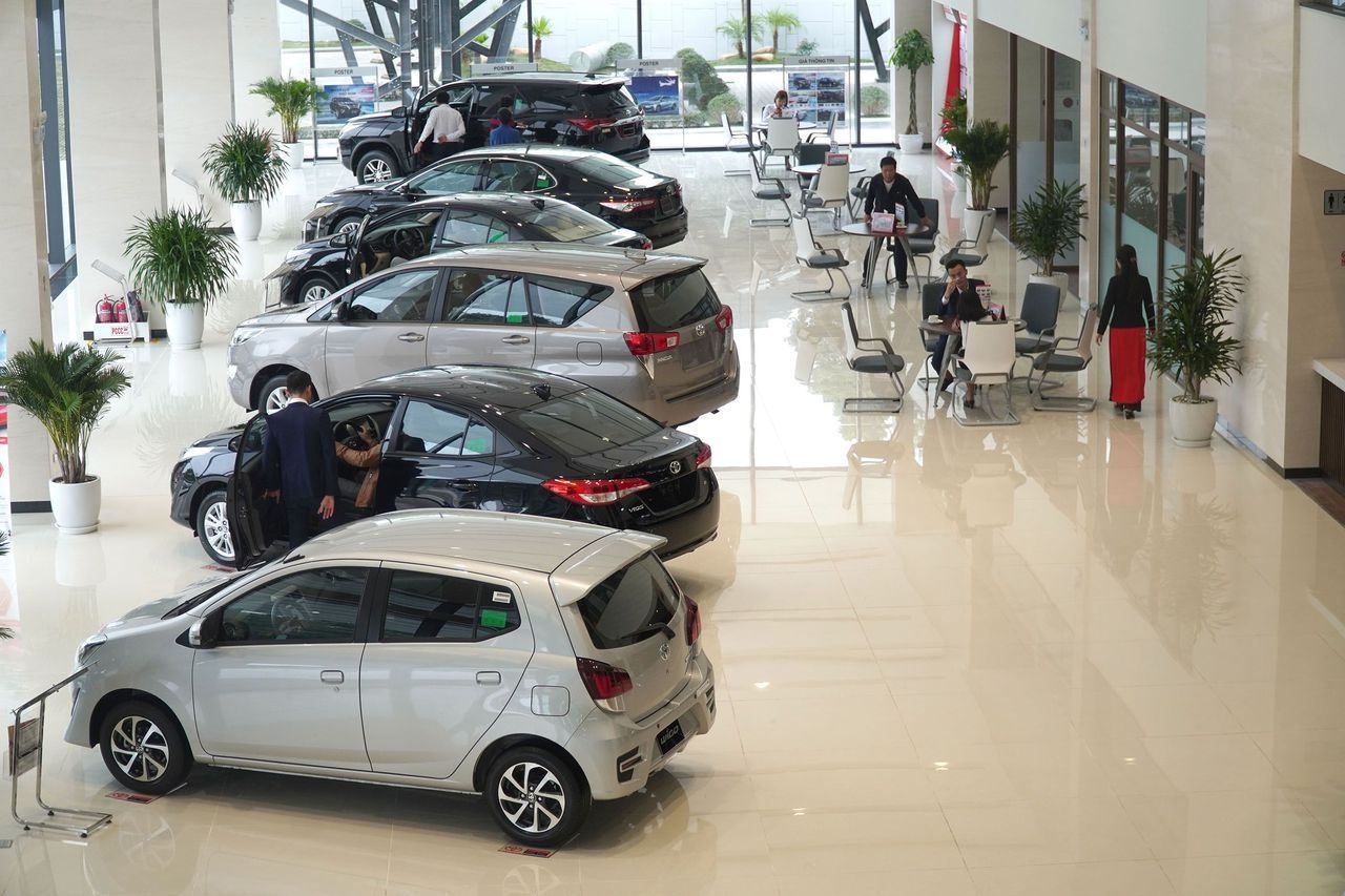 Marché automobile vietnamien en fin d'année : de grosses promotions pour « réchauffer » le pouvoir d'achat