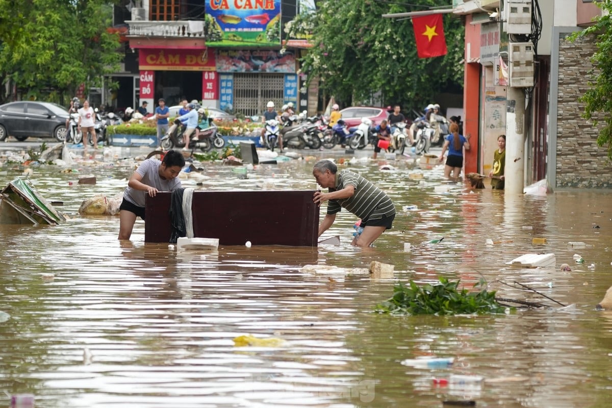 Obrázek Tuyen Quang po povodni, foto 19