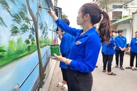 Xây dựng thị xã xanh - sạch - đẹp