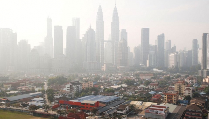 Quelles sont les causes de la brume chronique qui règne en Asie du Sud-Est ?