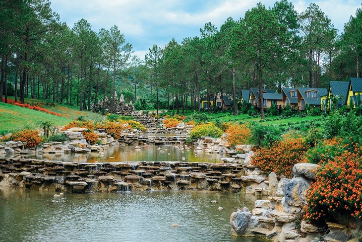Vietnam's destinations won the 2023 WTA Awards - photo 13