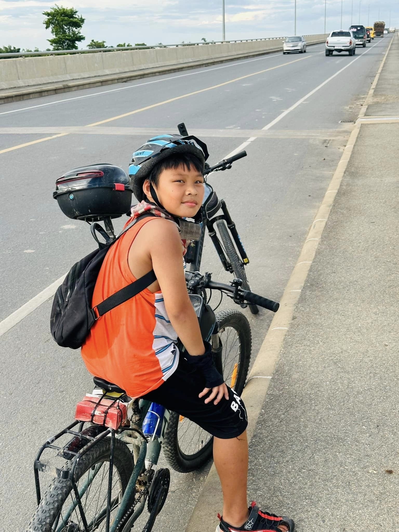 10歳の少年と4カ国を巡る30日間の自転車旅行 - 2