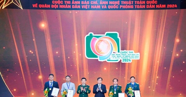 Awarding ceremony of the National Photo Contest on the People's Army