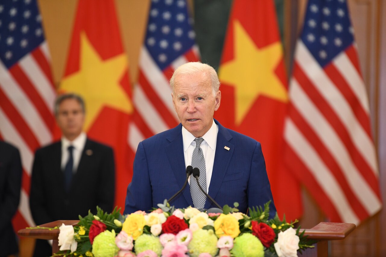 Le président américain Joe Biden s'exprime lors d'une conférence de presse. Photo : Hai Nguyen