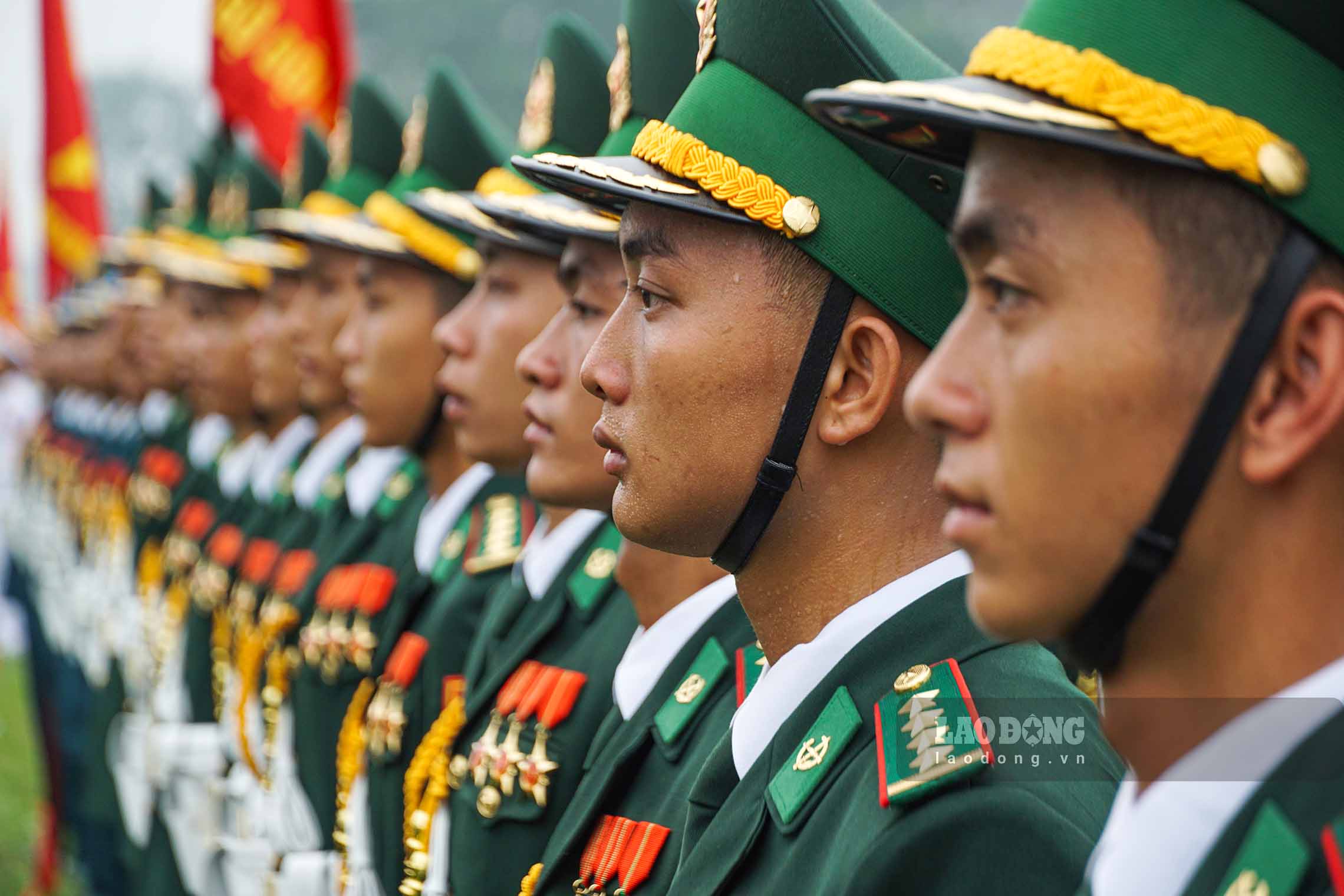 Panorama del ensayo del desfile para celebrar el 70 aniversario de la victoria de Dien Bien Phu