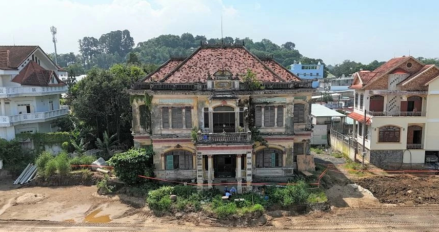 តើ​វីឡា​អាយុ​១០០​ឆ្នាំ​នៅ​ដុងណៃ​ត្រូវ​រក្សា​ទុក​យ៉ាង​ណា? រូបភាព ១