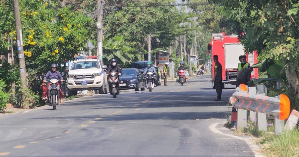 Gran explosión en una fábrica de pegamento en Binh Chanh