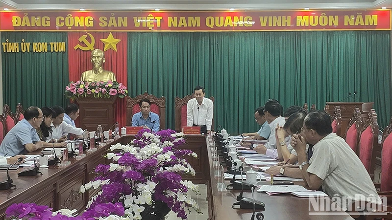 Inspecting Party building work in Kon Tum