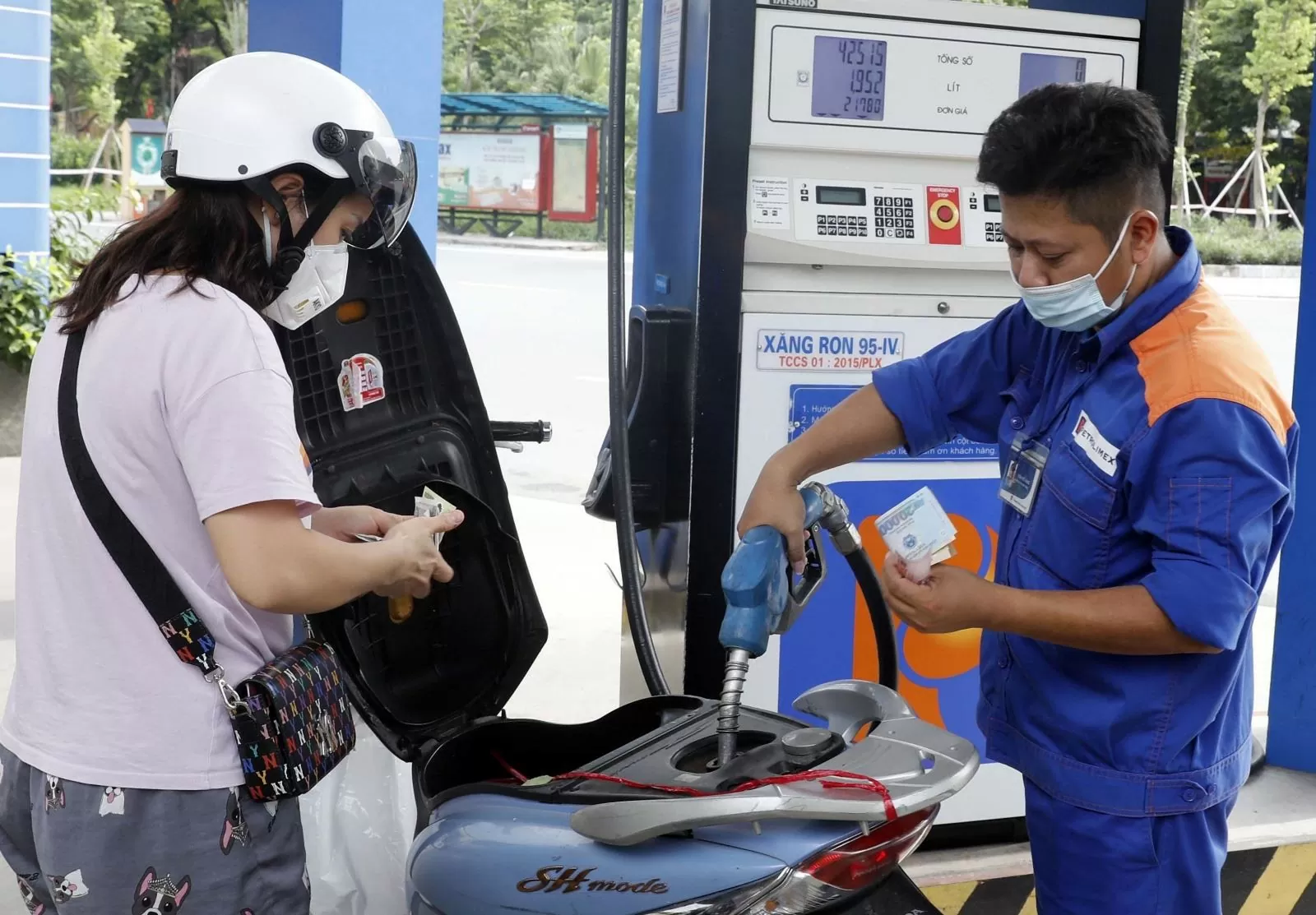 Precio de la gasolina hoy 22 de octubre de 2024: Ligera recuperación