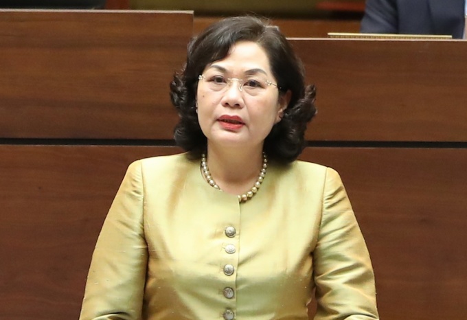 La Sra. Nguyen Thi Hong, Gobernadora del Banco Estatal, explicó ante la Asamblea Nacional, el 10 de junio. Foto: Hoang Phong