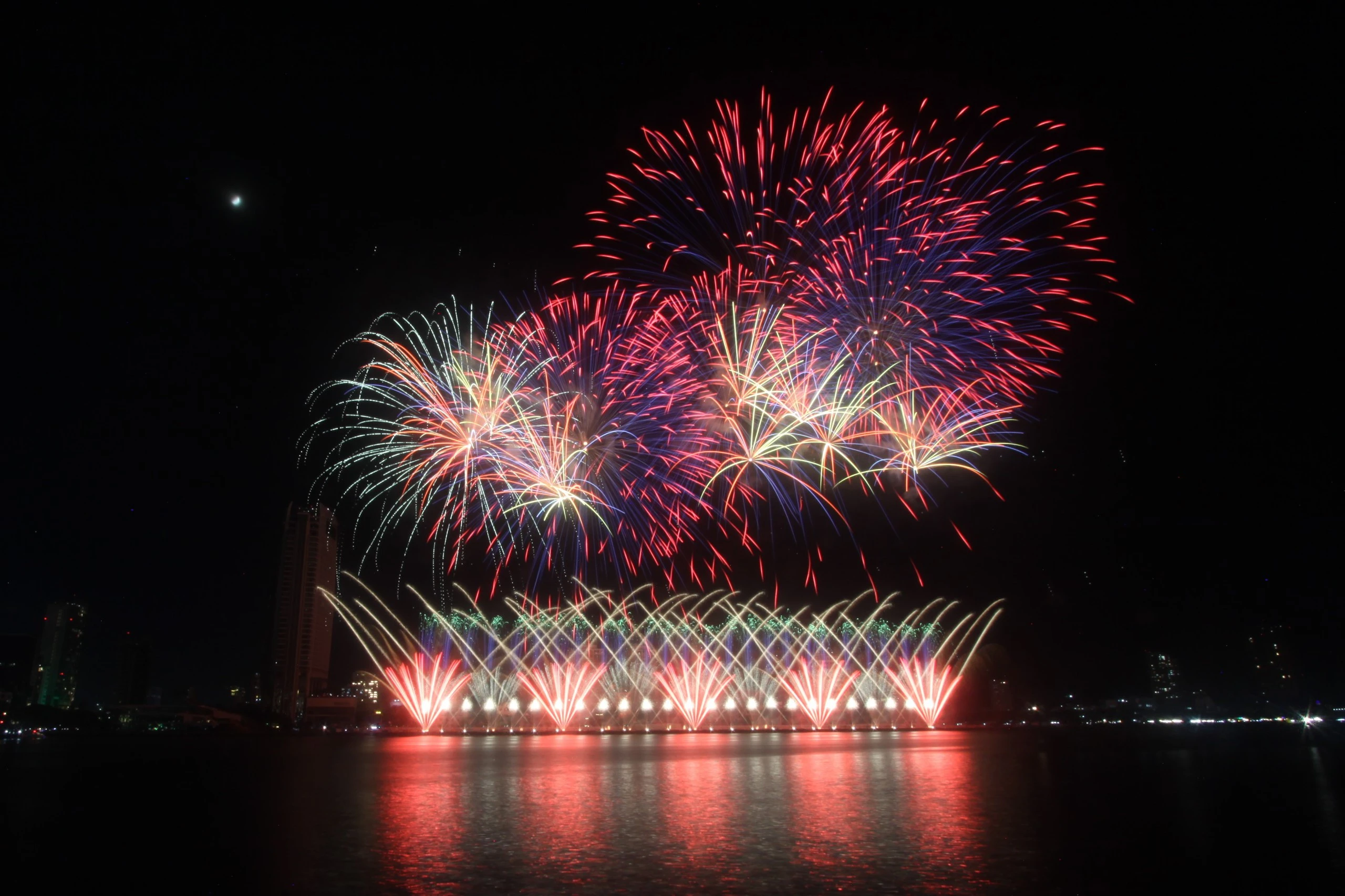 Finnish Team Wins 2024 International Fireworks Festival