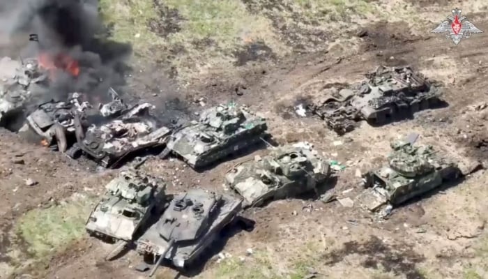 La Russie a abattu de nombreux chars Leopard, l'Ukraine affirme avoir repris 3 villages