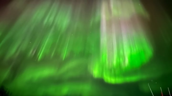 地球は同時に複数の太陽嵐に見舞われる - 1