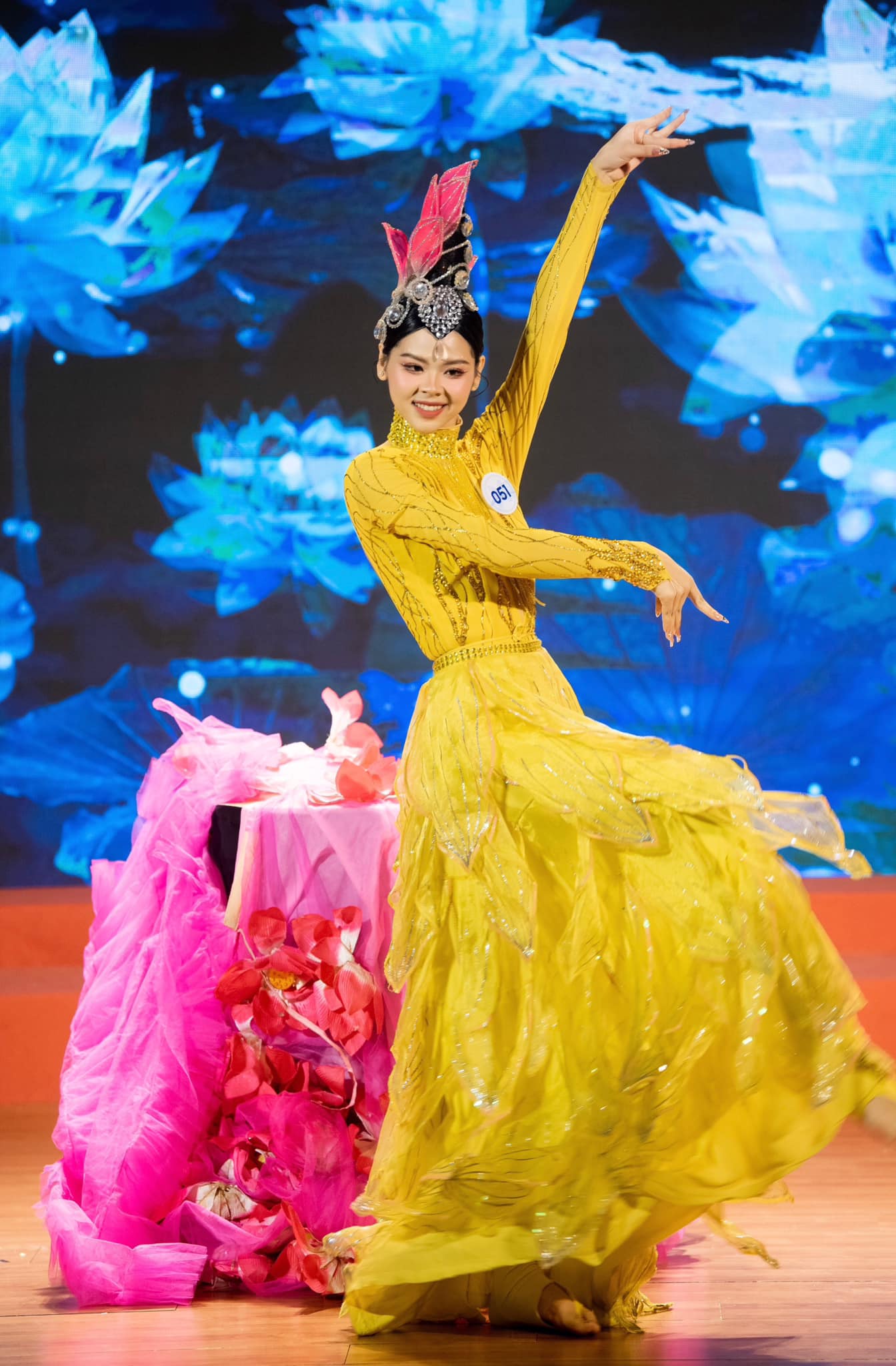 Hoa khôi bóng chuyền vào thẳng chung kết Miss World Vietnam 2023: 