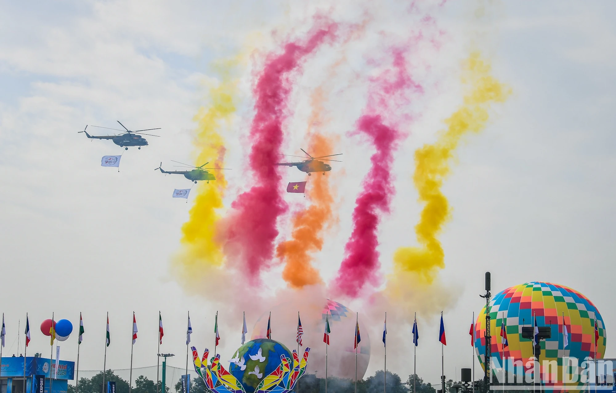 [Photo] Impressive Rehearsal Ceremony of Vietnam International Defense Exhibition 2024 photo 10