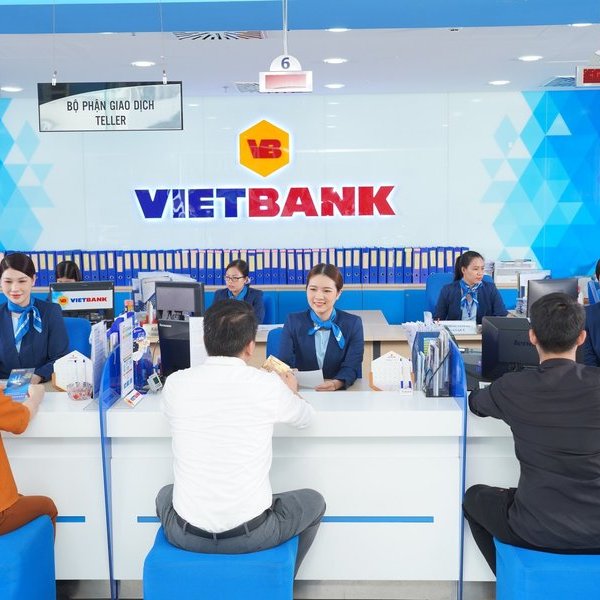 Chủ tịch Vietbank chi gần 80 tỷ đồng mua 7 triệu cổ phiếu VBB