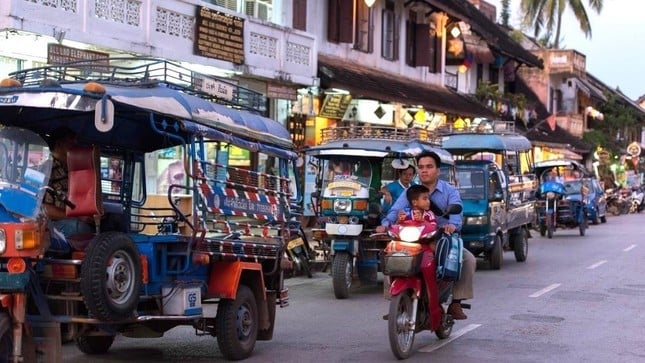 Taschenreiseerlebnis in der Hauptstadt von Laos - Foto 3