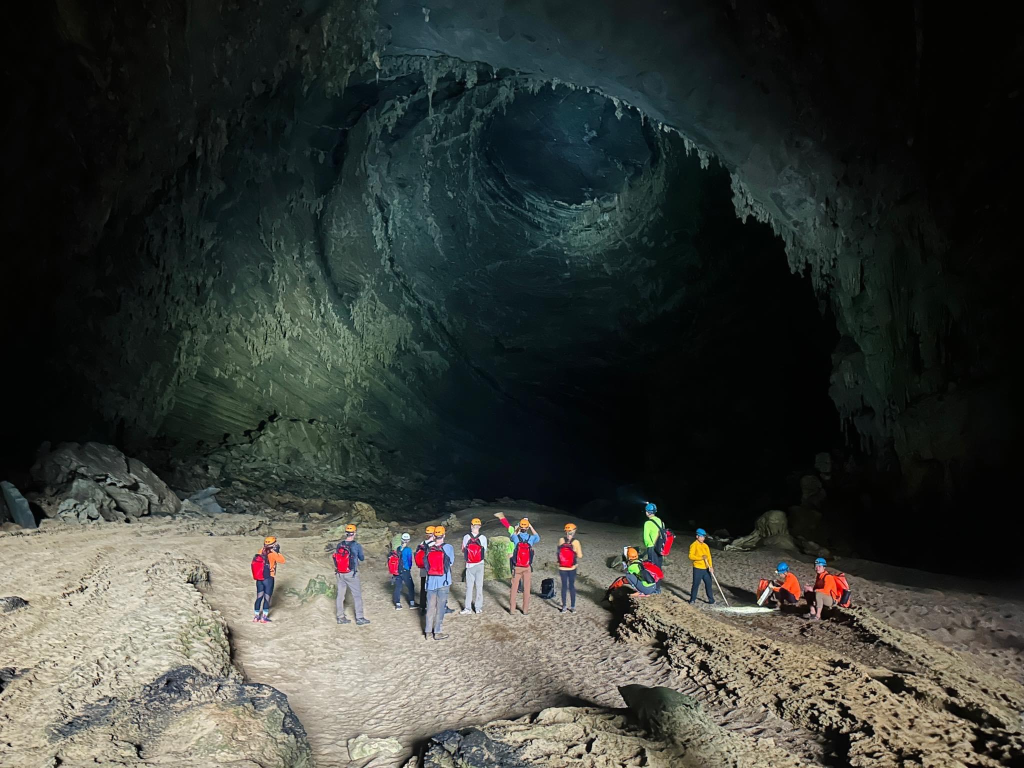 30-year journey to explore the cave kingdom of Phong Nha - Ke Bang