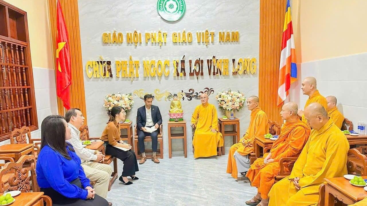 The US Consulate General highly appreciates the care for ethnic and religious people in Vinh Long province.