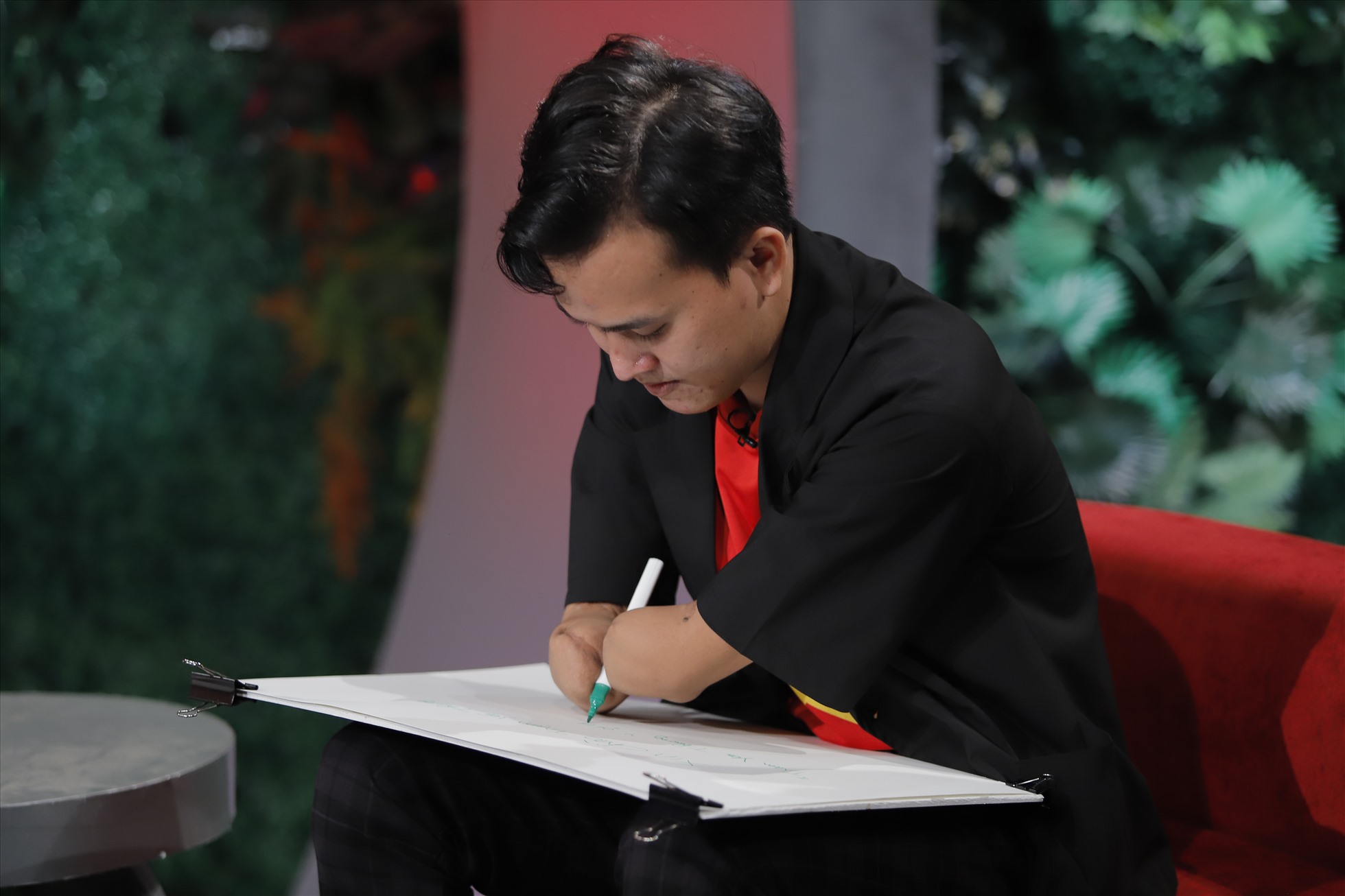 52 nhân vật hội tụ trong Gala 'Trạm yêu thương'- Ảnh 3.