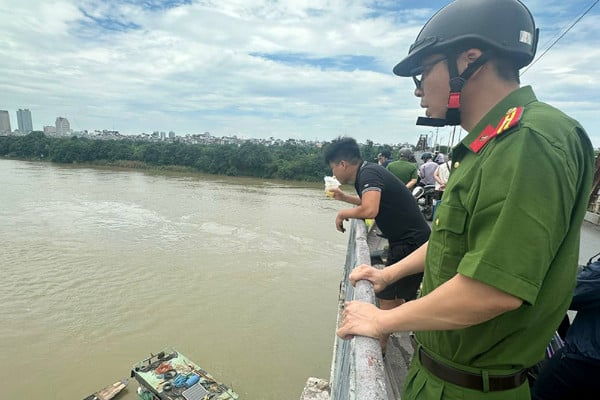 Hanoi: Buscan a sospechoso de saltar del puente Long Bien