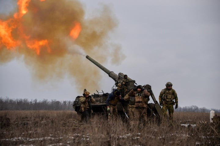 Global military spending to hit record high in 2022 - 1