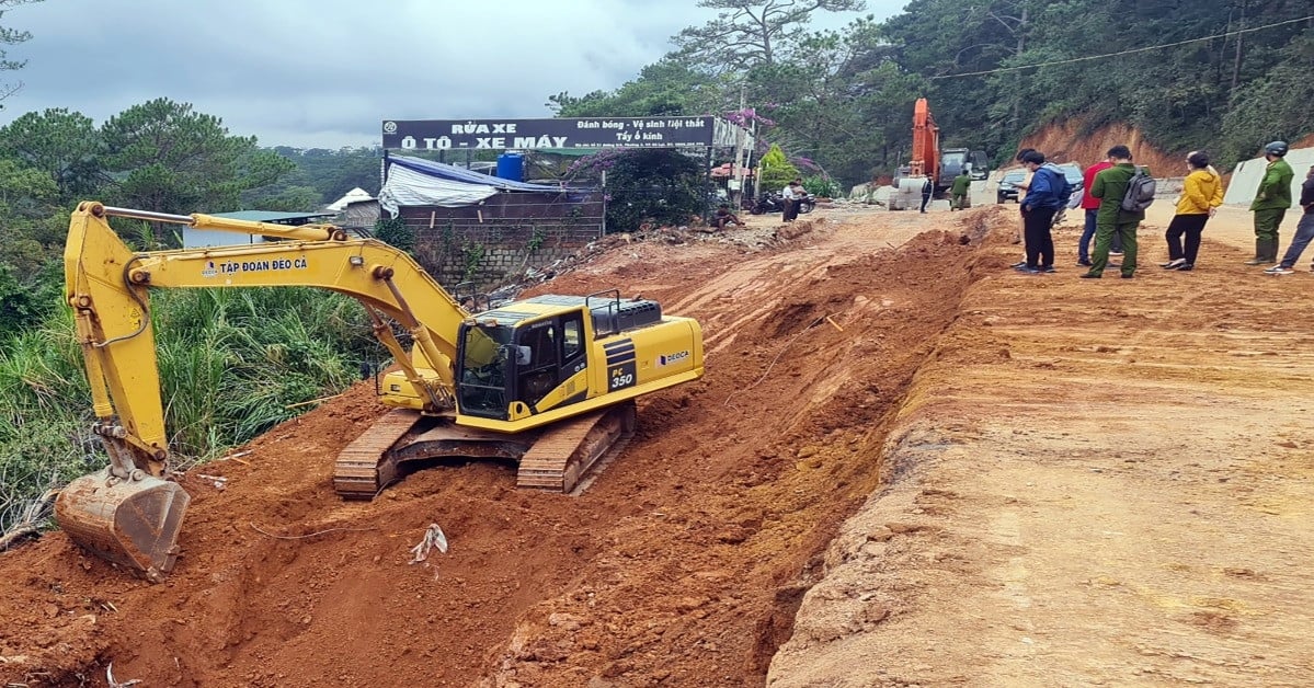 Lam Dong inspecciona la seguridad de la construcción luego de que 2 trabajadores murieran en Prenn Pass