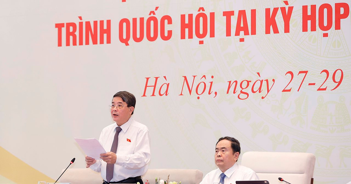 Hội nghị đại biểu Quốc hội hoạt động chuyên trách thảo luận dự án Luật Địa chất và khoáng sản