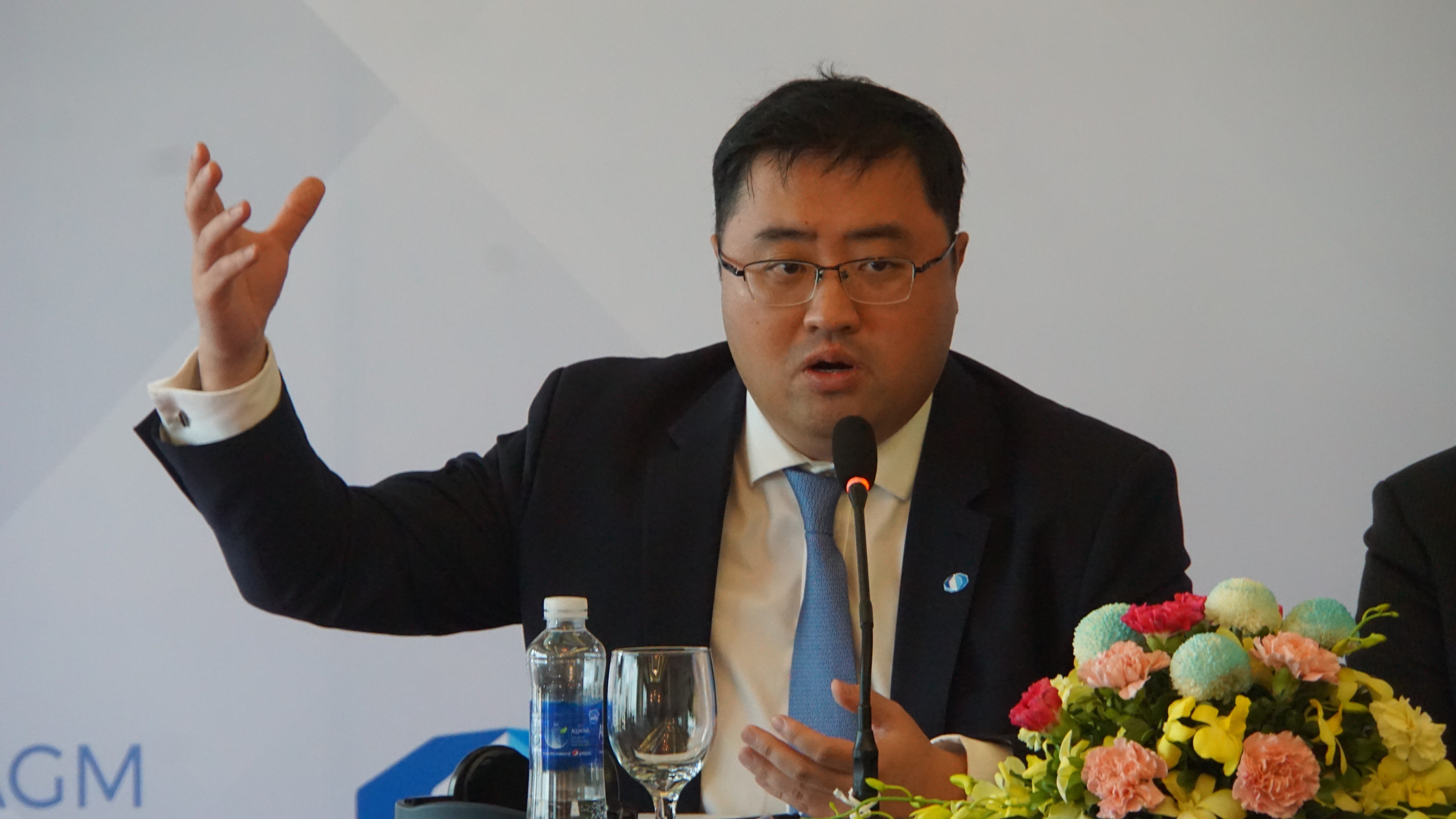금융 - 은행 - 궈타이 군안 회장, 국가증권위원회의 위법행위 처리에 대한 결의에 깊은 감명 받아