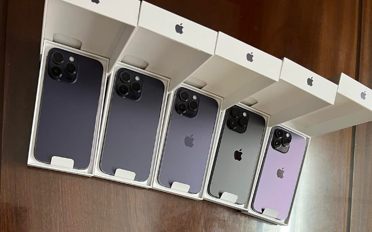 小売業はiPhoneのせいで助けを求めている。アップルのサッカー、写真1を見てください。