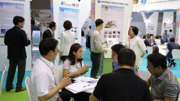 บูธเกือบ 100 บูธจัดแสดงในงาน Vietnam International Optoelectronics Exhibition (VIOE 2024)